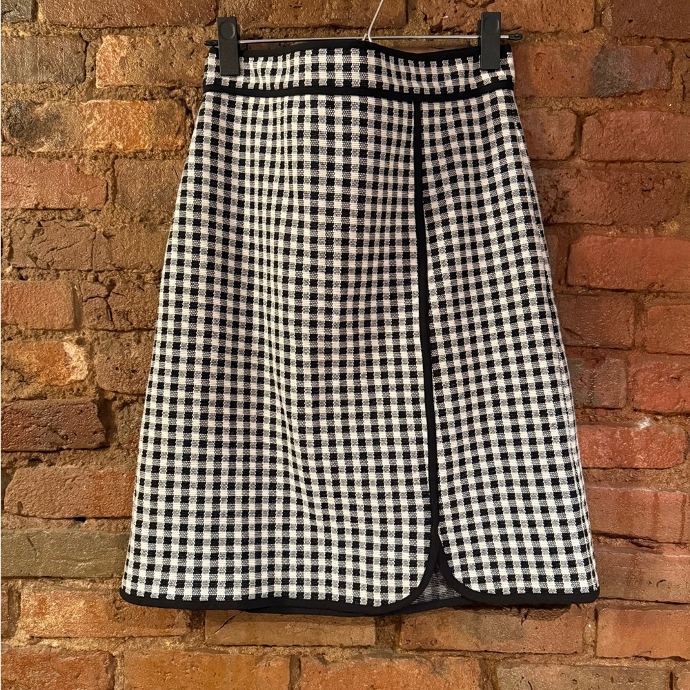 Ann Taylor Black and White Checkered Skirt size 4